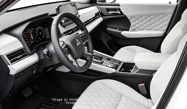 2025 Mitsubishi Outlander in Regina, Saskatchewan