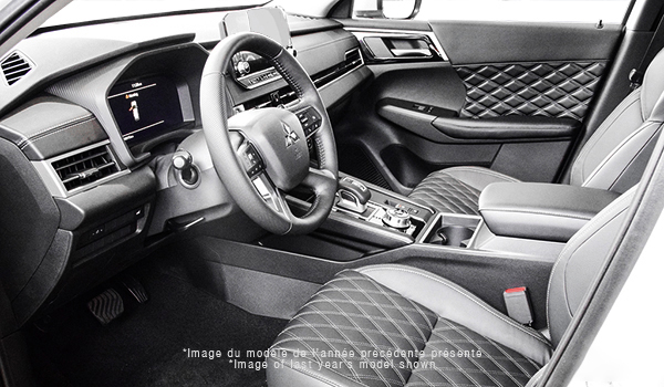 2025 Mitsubishi Outlander in Mississauga, Ontario
