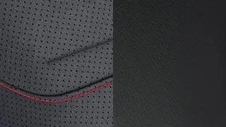 CLE Cabriolet - Cuir noir avec accents rouges (251A)