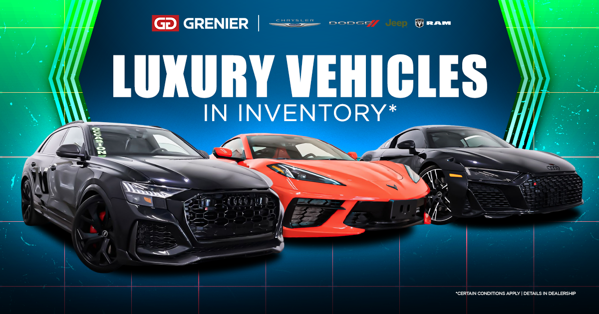 OUR LUXURY VEHICLES !