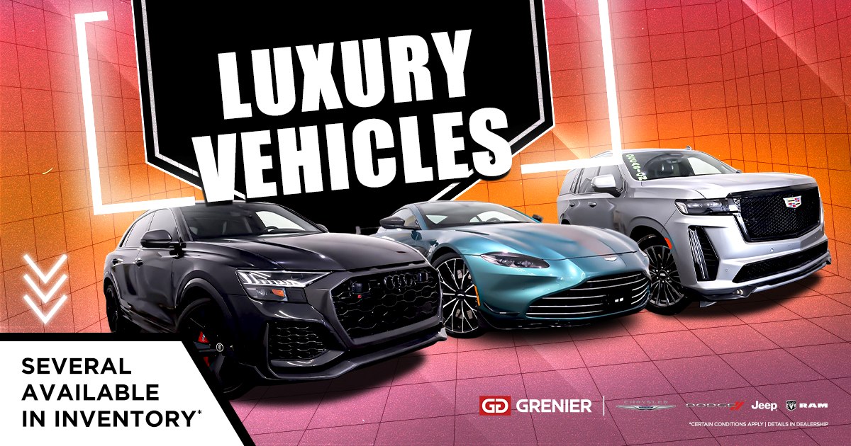 OUR LUXURY VEHICLES !