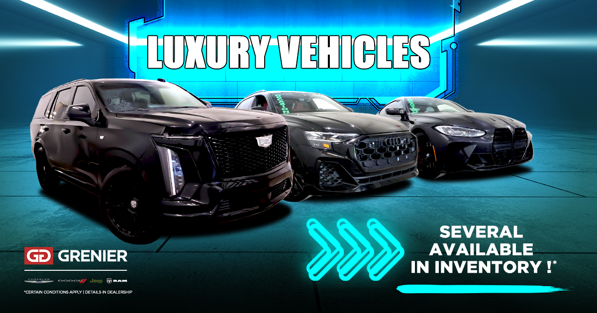 OUR LUXURY VEHICLES !