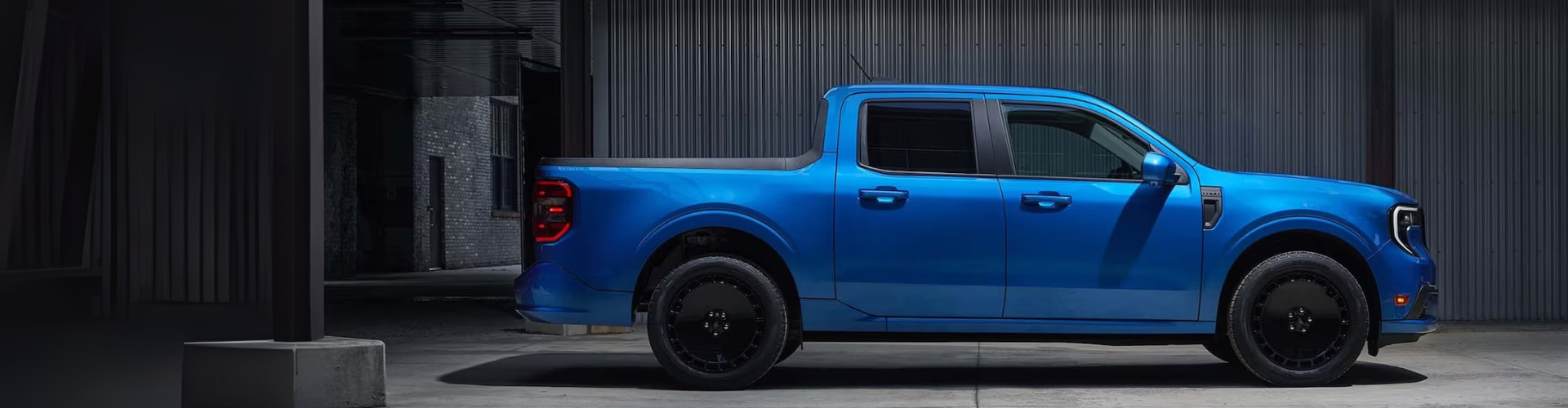 <Strong>2025 Maverick</Strong>