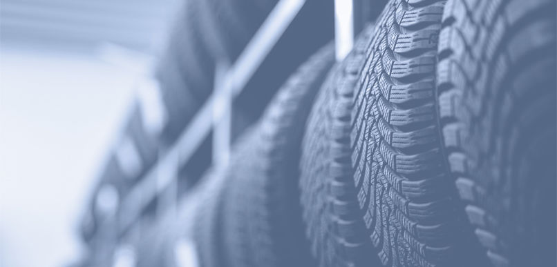 Choose the Right Tires <span>with Our Experts' Help</span>