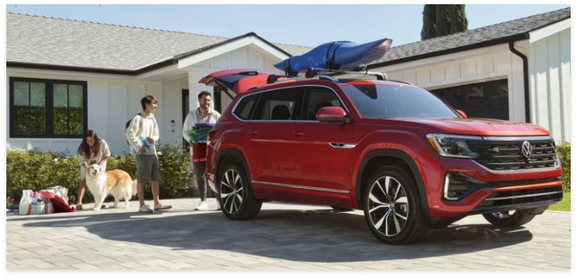 Personalize your vehicle <span>with genuine Volkswagen accessories</span>