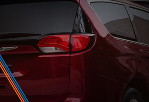 Visit Barnabé Chrysler St-Jean