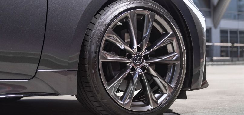 Des pneus de qualité pour votre Lexus en toute saison