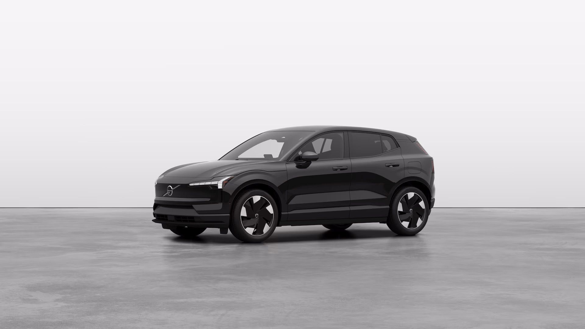 https://img.sm360.ca/images/web/default/global/exterior-studioproportional-semi-front-black1741366418242.jpg