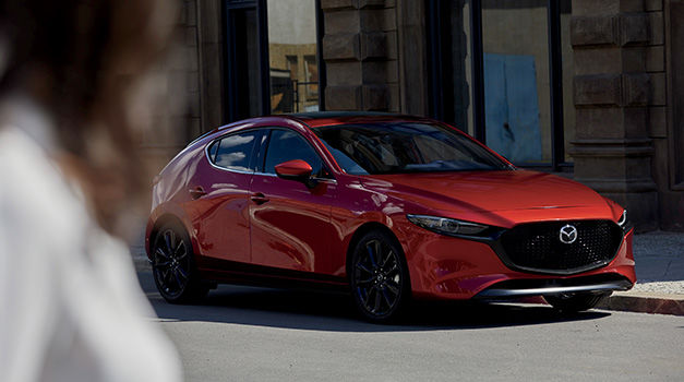 Save big on the purchase or lease of your next Mazda vehicle, on maintenance and parts or on our detailing services with our special offers.