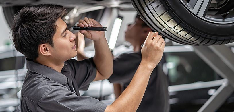 Choose the Right Tires with Our Experts' Help in {city}