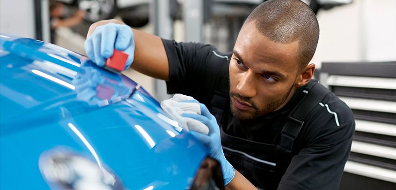 BMW Body Shop in Terrebonne