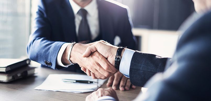 Choisissez la bonne solution avec l'aide de nos experts en financement