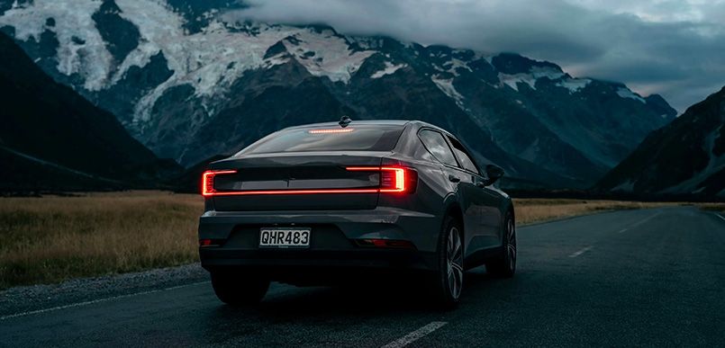 Choisissez les bons pneus avec l'aide de nos experts à {city}