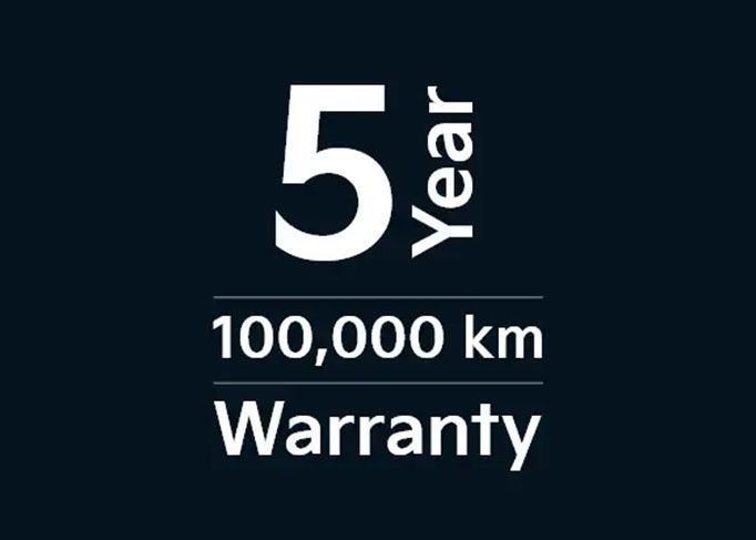 Aerial view of three cars on a winding road, demonstrating active safety and distance sensors.