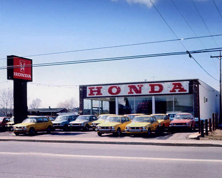 Dealership Lallier Honda Montréal 1975