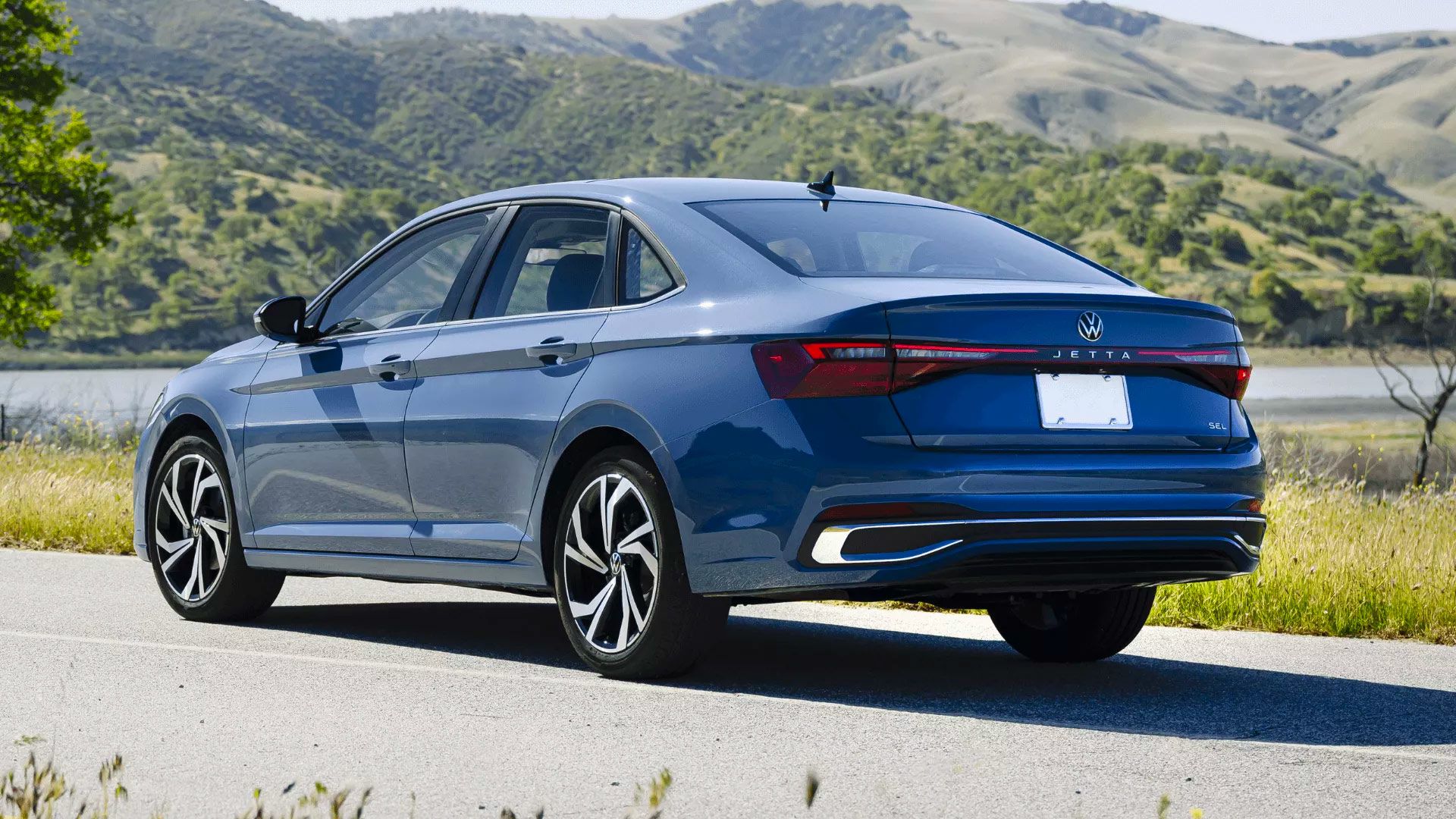 2026 Volkswagen Jetta efficient commuter sedan for Edmonton daily driving