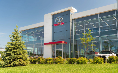 Spinelli Toyota Pointe-Claire