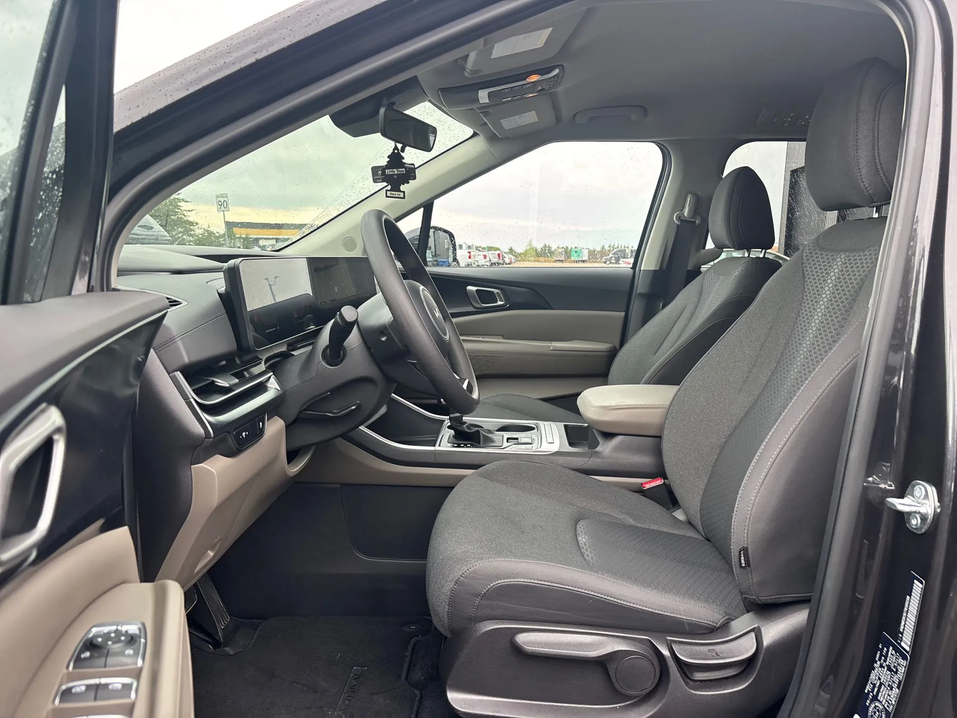 2026 Kia Carnival LX-1