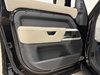 Land Rover Defender 110 P300 S 2023-6