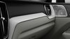 Volvo XC60 Ultra (Dark Theme) 2027-8