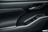 Toyota Highlander XLE / AWD / CUIR / APPLE CARPLAY / TOIT OUVRANT+++ 2024-14