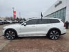 2023 Volvo V60 CROSS COUNTRY ULTIMATE-9