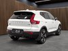 Volvo XC40 B5 AWD Plus Dark Theme 2024-5