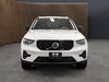 Volvo XC40 B5 AWD Plus Dark Theme 2025-1