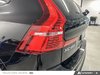 Volvo XC60 Plus Dark Theme 2025-10