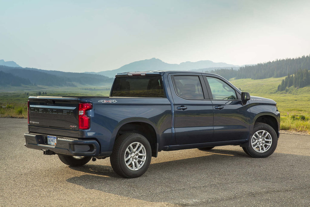 How can you buy a pre-owned GM truck if you have poor credit?
