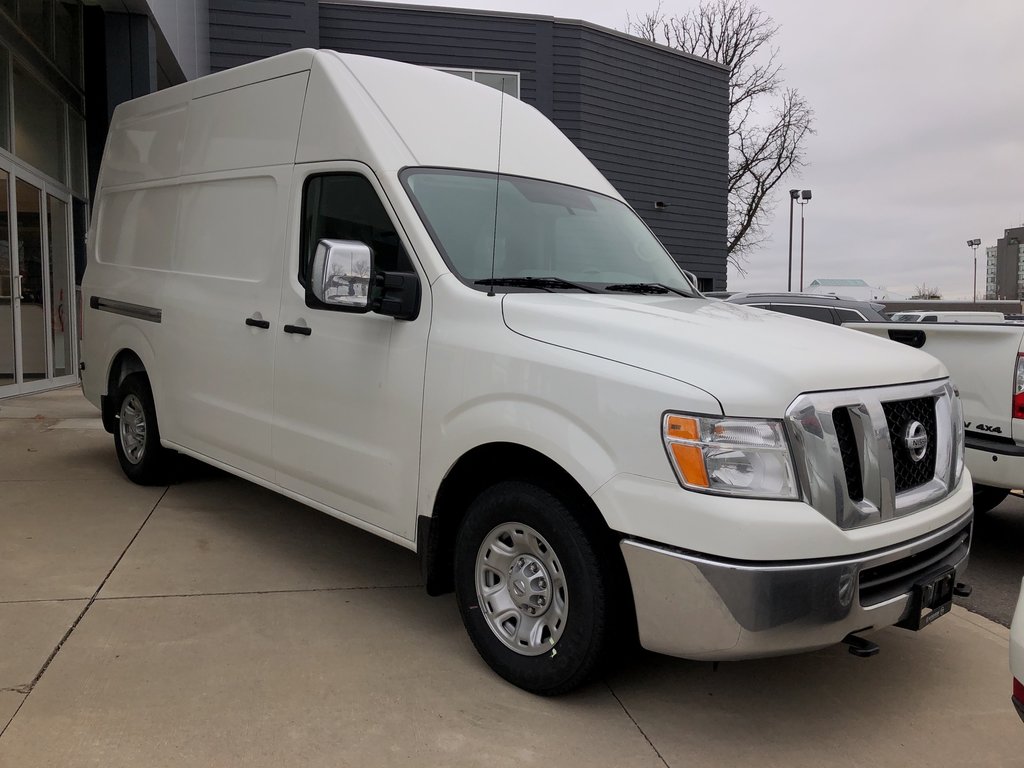 401-dixie-nissan-in-mississauga-2020-nissan-nv-2500-cargo-sv-v8-high-roof