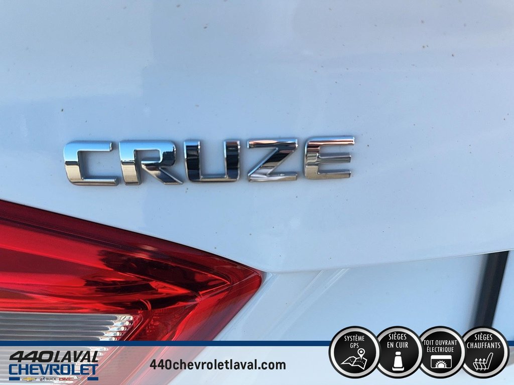 2017  Cruze PREMIER RS.NAVIGATION.TOIT.CUIR in Charlemagne, Quebec - 8 - w1024h768px