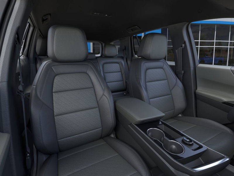 2026 Chevrolet Equinox LT in Charlemagne, Quebec - 6 - w1024h768px