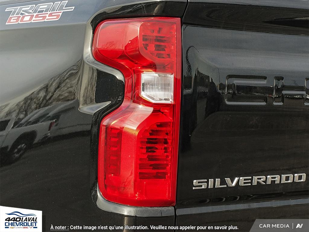2025 Chevrolet Silverado 1500 Custom Trail Boss in Charlemagne, Quebec - 11 - w1024h768px