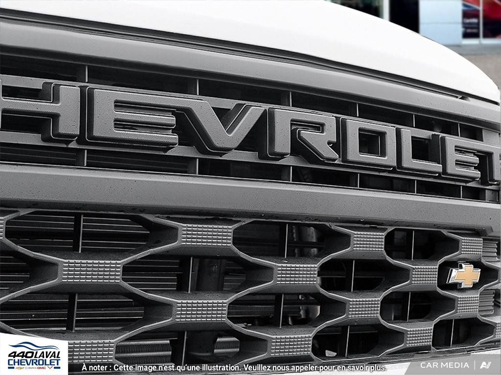 Chevrolet Silverado 1500 Custom 2025 à Charlemagne, Québec - 8 - w1024h768px