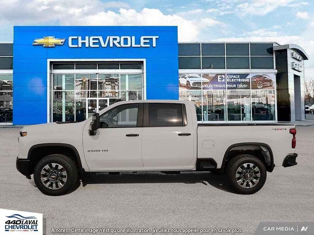 Chevrolet SILVERADO 2500 HD CUSTOM 2025 à Charlemagne, Québec - 3 - w1024h768px