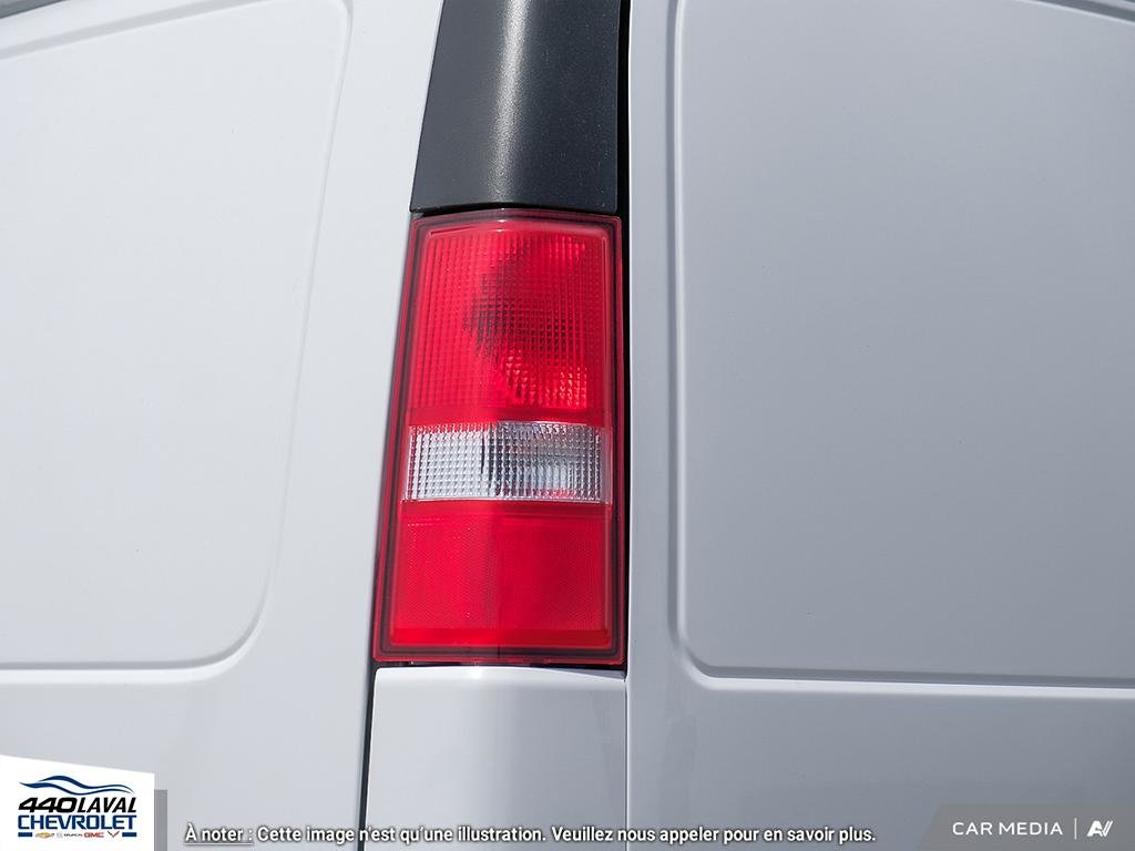 2025 GMC Savana cargo 3500 WT 155 in Charlemagne, Quebec - 10 - w1024h768px