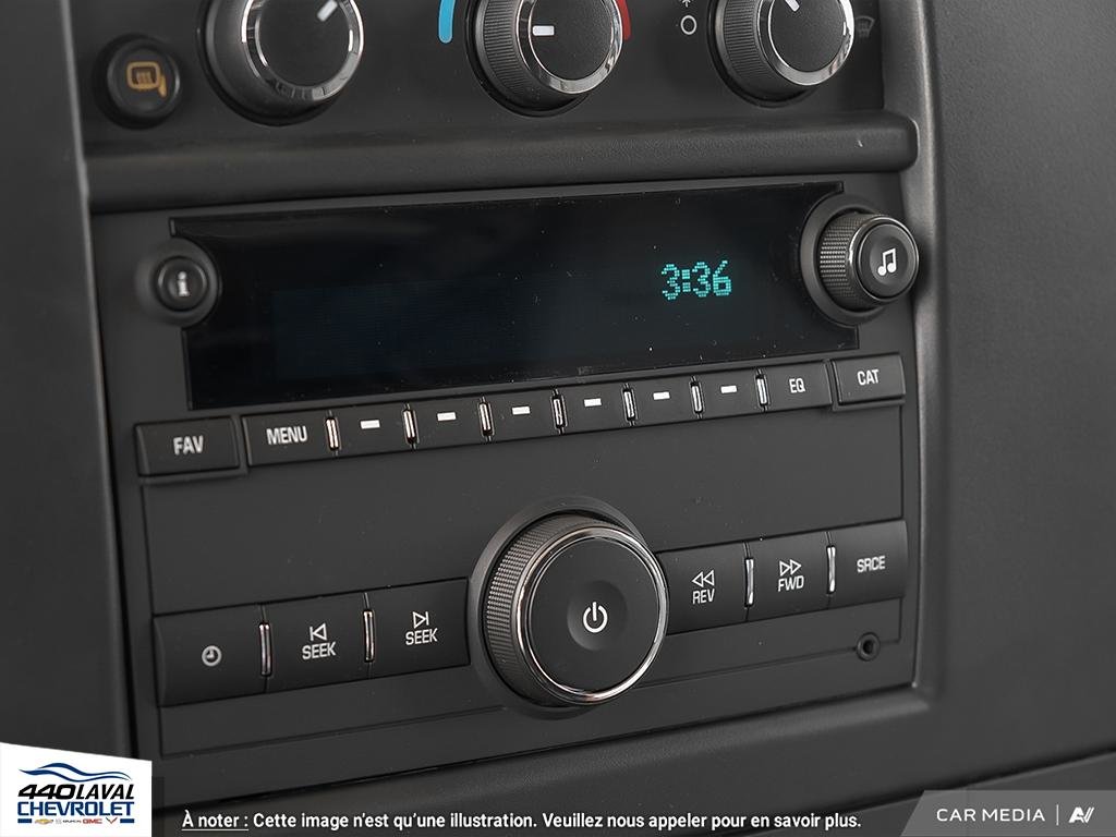 2025 GMC Savana cargo 3500 WT 155 in Charlemagne, Quebec - 20 - w1024h768px