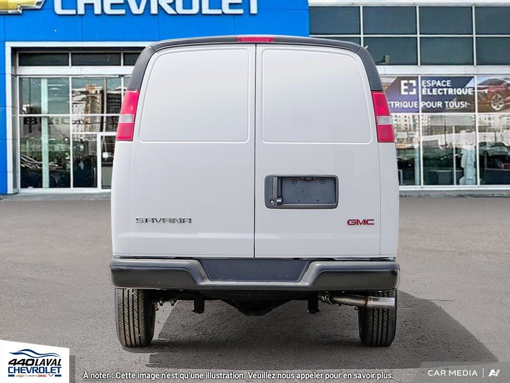 2025 GMC Savana cargo 3500 WT 155 in Charlemagne, Quebec - 5 - w1024h768px
