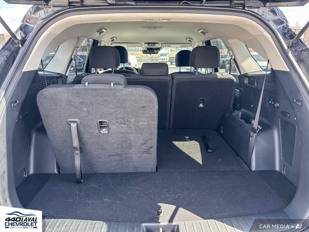 Kia Sorento LX+-7PASSAGERS-MAGS NOIR-SIÈGES CHAUFFANT 2023 à Charlemagne, Québec - 9 - w1024h768px