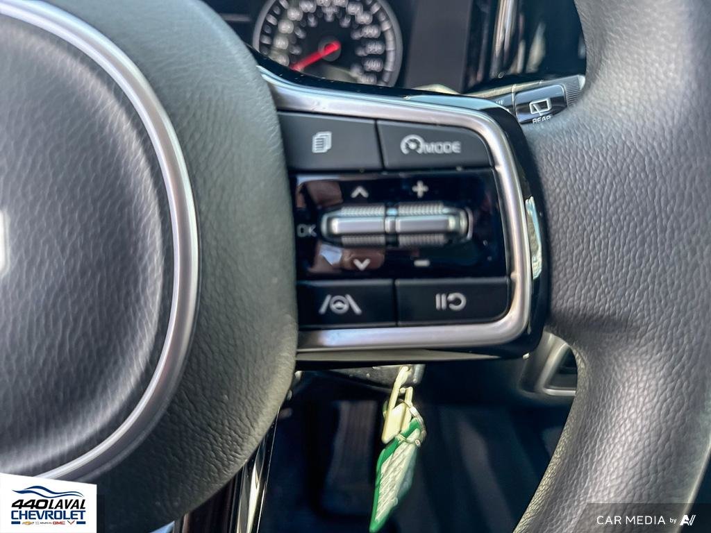 Kia Sorento LX+-7PASSAGERS-MAGS NOIR-SIÈGES CHAUFFANT 2023 à Charlemagne, Québec - 13 - w1024h768px