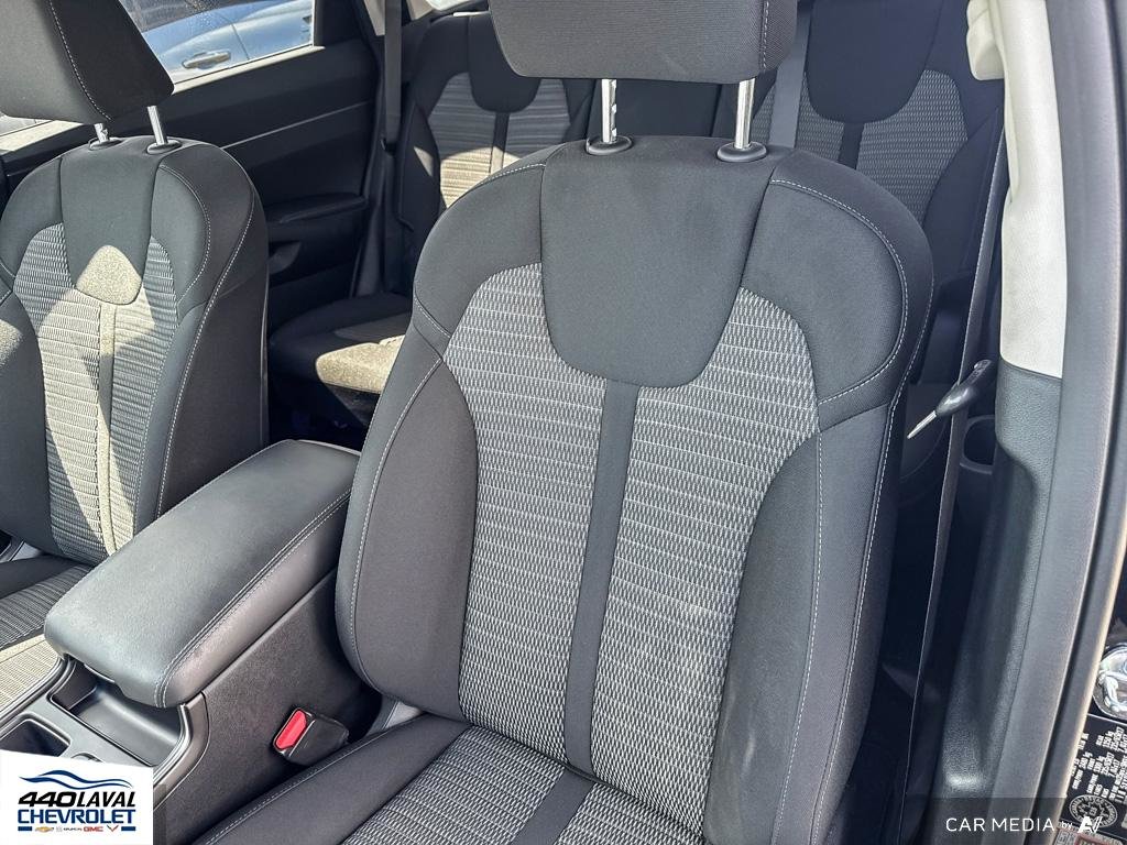 Kia Sorento LX+-7PASSAGERS-MAGS NOIR-SIÈGES CHAUFFANT 2023 à Charlemagne, Québec - 17 - w1024h768px