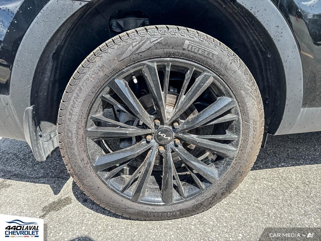 Kia Sorento LX+-7PASSAGERS-MAGS NOIR-SIÈGES CHAUFFANT 2023 à Charlemagne, Québec - 6 - w1024h768px