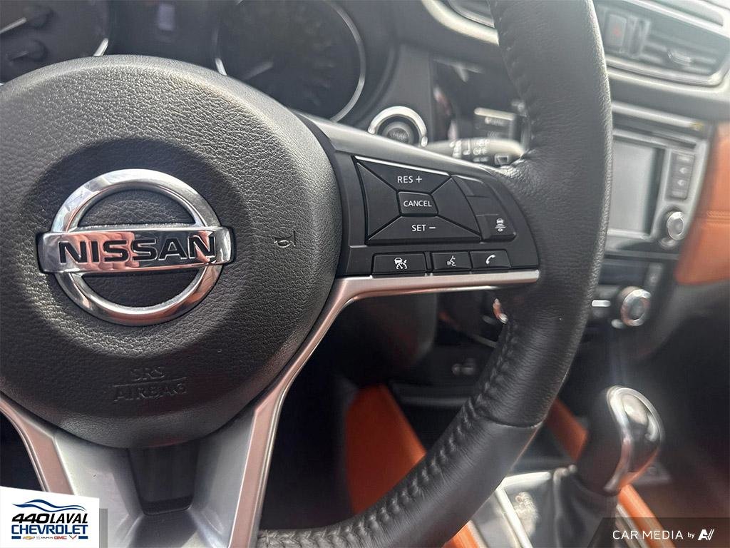 Nissan Rogue AWD SL 2018 à Charlemagne, Québec - 11 - w1024h768px