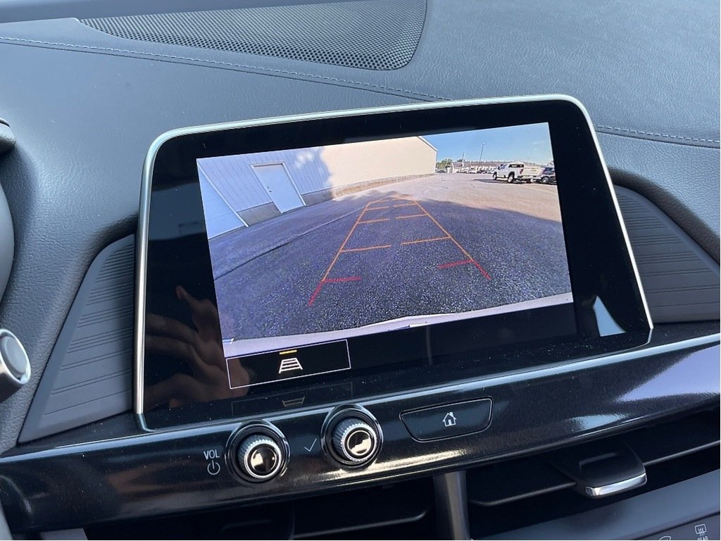 2026 Cadillac CT4 in Joliette, Quebec - 17 - w1024h768px