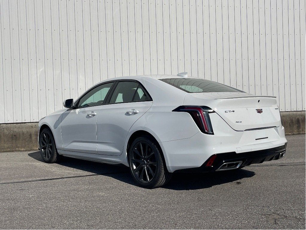 2026 Cadillac CT4 in Joliette, Quebec - 4 - w1024h768px
