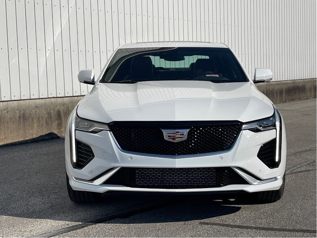 2026 Cadillac CT4 in Joliette, Quebec - 2 - w1024h768px