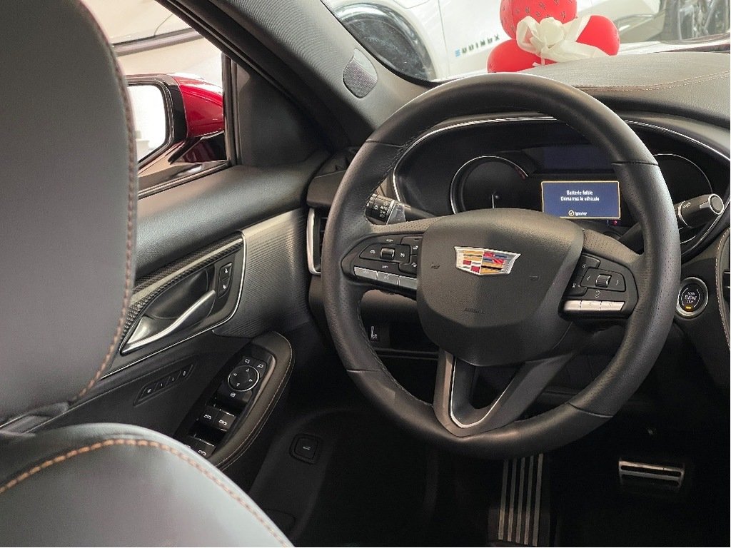 2024 Cadillac CT5 in Joliette, Quebec - 14 - w1024h768px