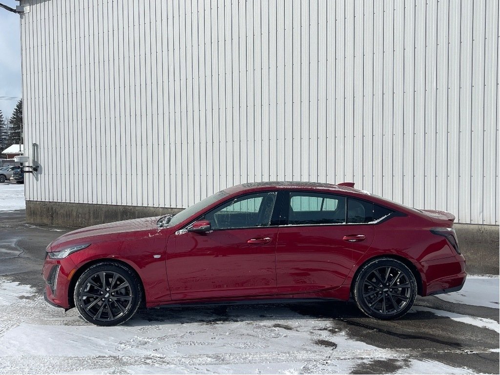 2024 Cadillac CT5 in Joliette, Quebec - 3 - w1024h768px