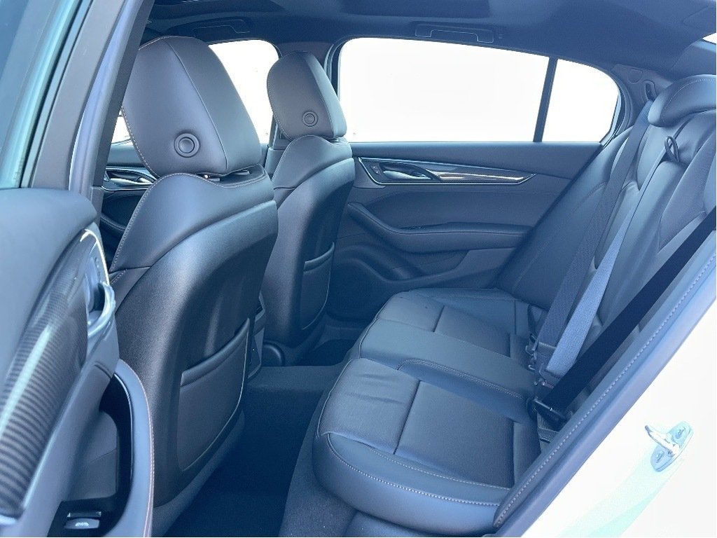 Cadillac CT5  2026 à Joliette, Québec - 11 - w1024h768px